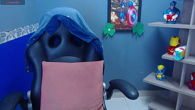 Snapshot of Erika_Stevens chatting on March 23, 2025, 12:58 am Erika Stevens online show from March 23, 2025, 12:58 am