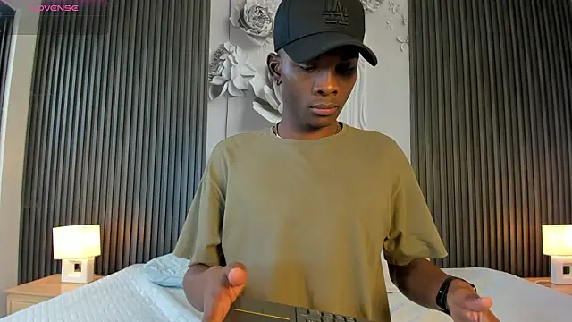 JacksonMuller  online show from January 19, 2026, 1:48 pm