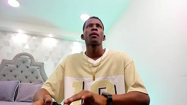 JacksonMuller  online show from January 10, 2025, 11:33 am