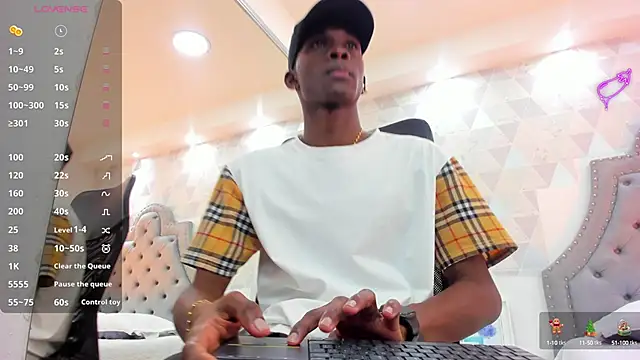 JacksonMuller  online show from December 27, 2024, 2:22 pm