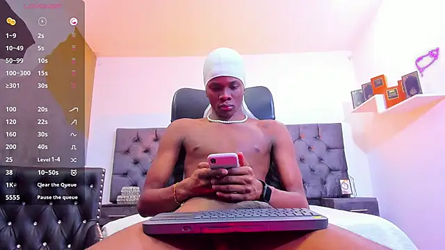 JacksonMuller  online show from December 23, 2024, 6:37 pm