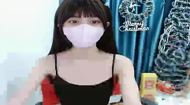 Snapshot of Cici_babier chatting on December 20, 2024, 6:35 pm Cici babier online show from December 20, 2024, 6:35 pm