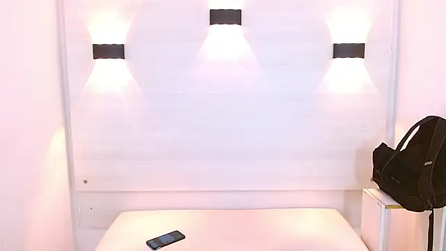 jeic 18 online show from November 10, 2025, 6:57 pm