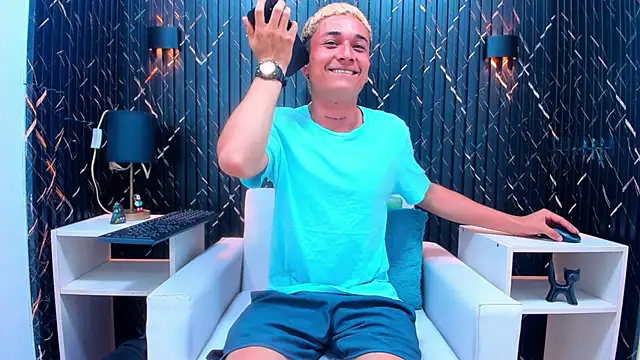 jeic 18 online show from November 5, 2025, 7:17 pm