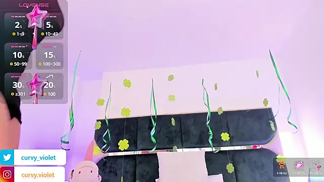 CurvyViolet online show from March 21, 2025, 2:40 pm