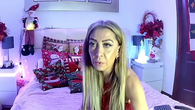 EvelinaGrey online show from December 18, 2025, 9:03 am