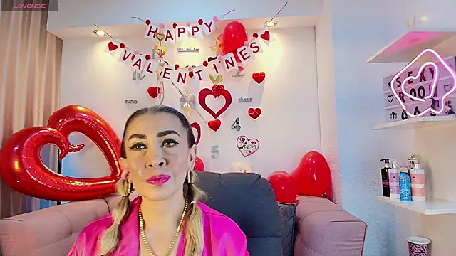 EvelinaGrey online show from February 15, 2026, 8:08 pm