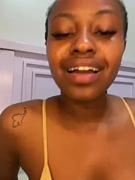 hot daily online show from March 14, 2025, 9:43 pm