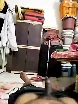 findmemylove online show from January 8, 2025, 7:56 pm