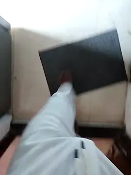 findmemylove online show from November 11, 2025, 9:26 am