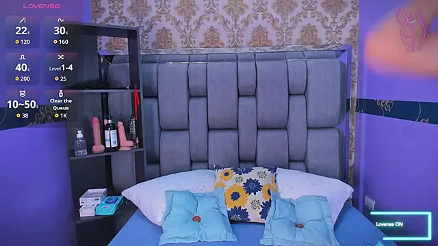 Lila Pinky online show from October 2, 2025, 12:41 pm