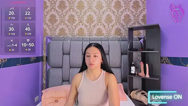 Lila Pinky online show from November 5, 2025, 12:52 pm