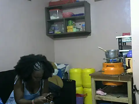 slender-qwene online show from October 9, 2025, 6:08 pm