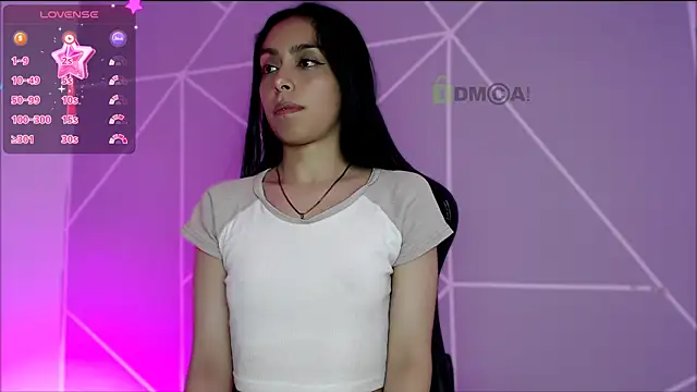 lilylouisee online show from September 16, 2025, 9:43 am