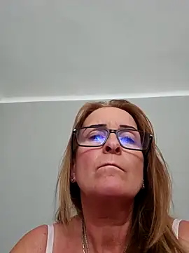 Steffi45 online show from October 6, 2025, 1:12 pm