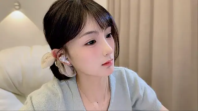 SHUIshui  online show from December 15, 2025, 1:17 pm