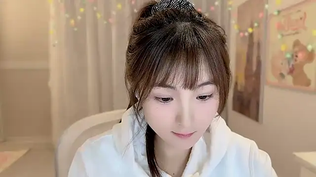 Snapshot of SHUIshui_ chatting on February 6, 2025, 3:09 pm SHUIshui online show from February 6, 2025, 3:09 pm