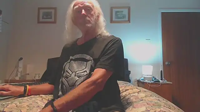 WaverlyKernow online show from June 28, 2026, 8:37 pm