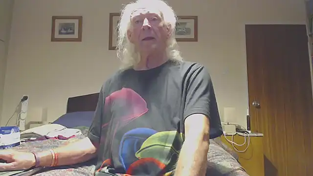 WaverlyKernow online show from April 6, 2026, 2:18 am