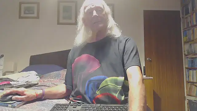 WaverlyKernow online show from April 8, 2026, 6:53 pm