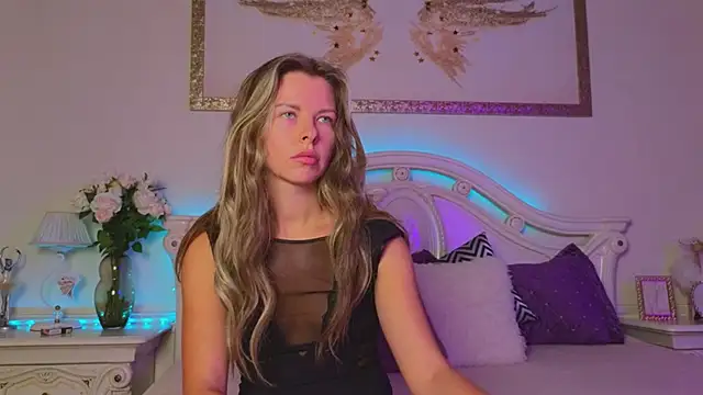 Real Tini online show from September 24, 2025, 12:00 pm