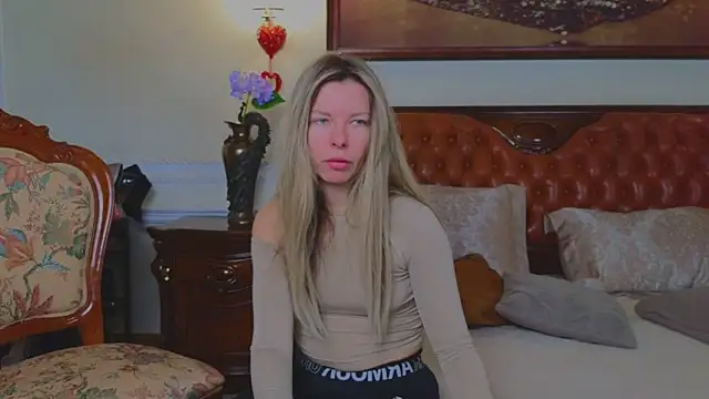 Real Tini online show from February 17, 2026, 6:11 am