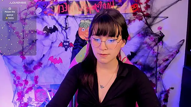 honeykitty 777 online show from October 18, 2025, 3:19 am