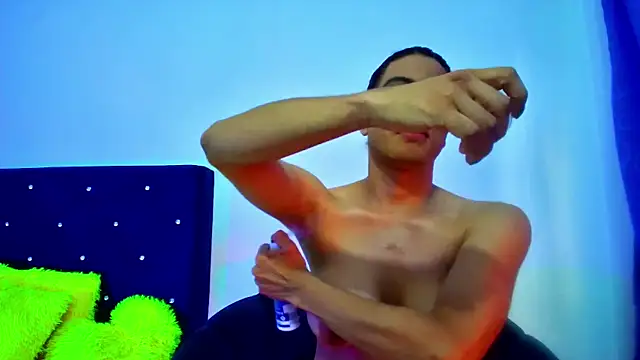 Aliice Doll online show from September 29, 2025, 7:52 pm