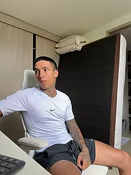 sendfer online show from December 19, 2025, 7:16 pm