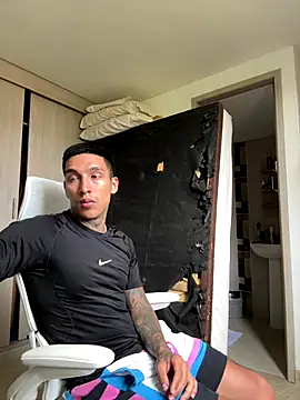 sendfer online show from October 1, 2025, 8:35 pm