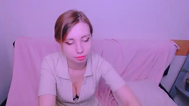 Snapshot of AliceFire_ chatting on June 4, 2026, 9:25 am AliceFire online show from June 4, 2026, 9:25 am