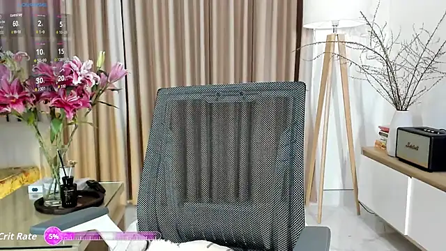  Joliie  online show from February 25, 2026, 7:41 am