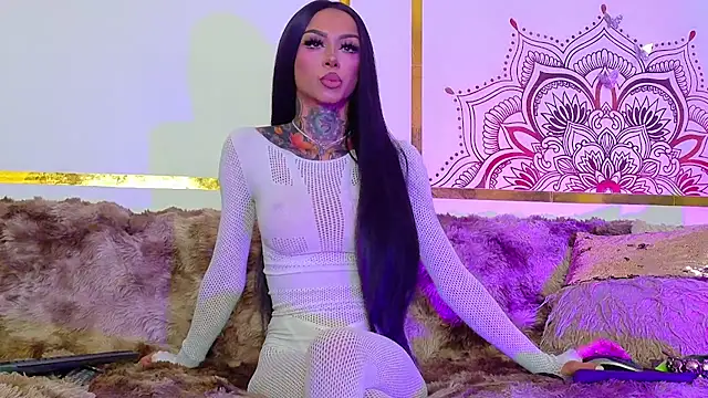 PandoraVolkov online show from October 6, 2025, 7:31 am