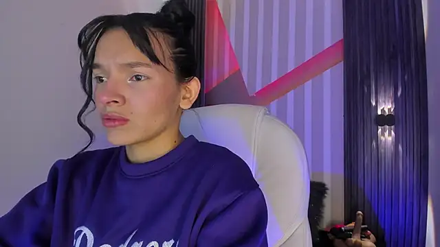  shantal smith online show from May 27, 2026, 1:04 am