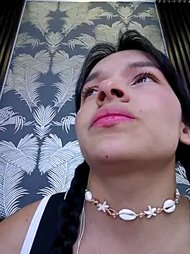 Snapshot of _shantal_smith chatting on September 22, 2025, 5:52 pm shantal smith online show from September 22, 2025, 5:52 pm