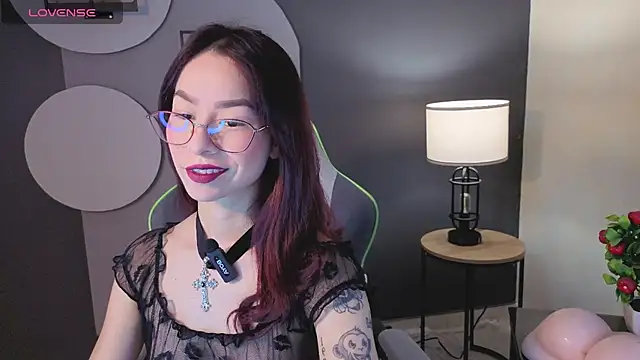 rosse 98  online show from July 9, 2026, 3:33 pm