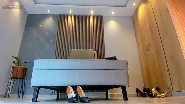 Katherinlevinee1 online show from February 22, 2025, 10:31 pm