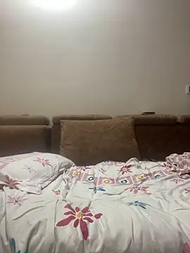 SuperHardBoy12 online show from November 1, 2025, 8:46 pm