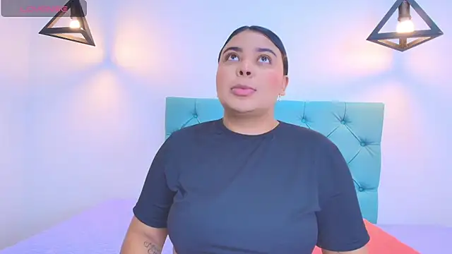 Emily cooper20 online show from February 26, 2025, 10:04 pm