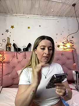 antonella87 online show from March 21, 2025, 1:56 am