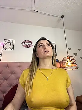 antonella87 online show from September 15, 2025, 7:47 pm