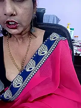 reemacouple007 online show from May 12, 2026, 5:52 pm
