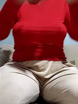 Snapshot of Elaa_Su chatting on February 9, 2025, 7:52 pm Elaa Su online show from February 9, 2025, 7:52 pm