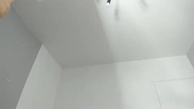 dolly ll online show from February 23, 2025, 4:24 pm