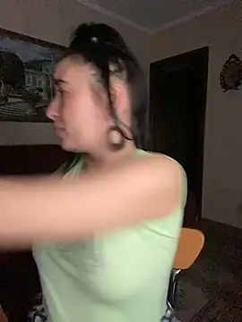 Roxana Bell online show from March 12, 2026, 6:34 pm