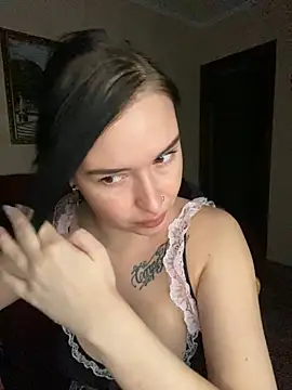 Roxana Bell online show from April 8, 2026, 5:14 pm