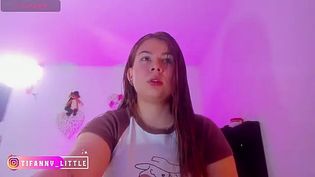 Snapshot of little_tifanny82 chatting on November 1, 2025, 4:01 pm little tifanny82 online show from November 1, 2025, 4:01 pm