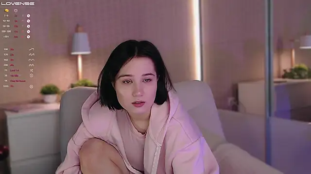 LissaLarsson  online show from January 4, 2025, 11:00 am