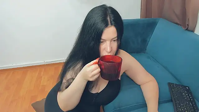 LayaFlow online show from July 2, 2026, 6:30 am