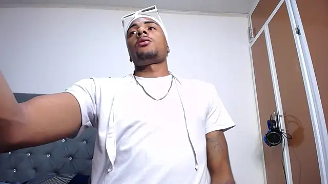 TysonWalkers online show from March 12, 2025, 11:22 pm